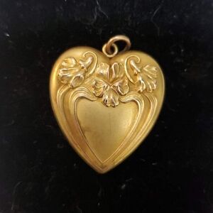 Vintage Heart Locket Pendant
